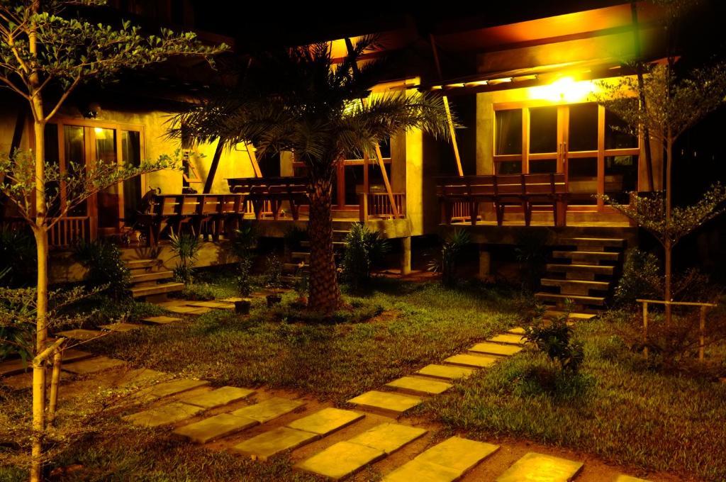 Phangan Palm Beach Resort & Restaurant Ko Pha Ngan Exterior photo